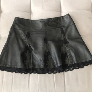 BEBE 100% Genuine Leather mini skirt
